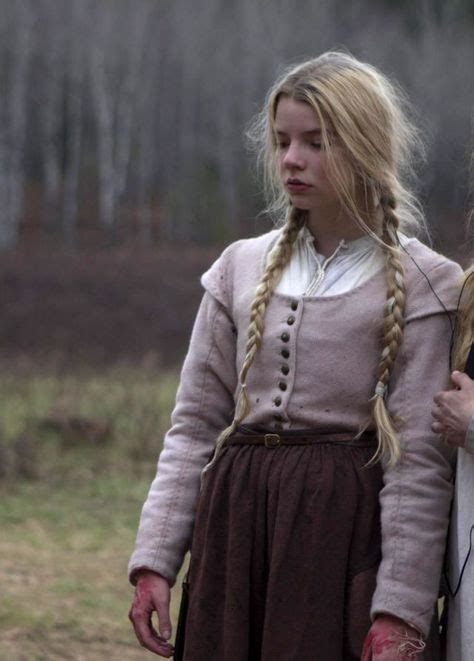 Win Halloween with a Thomasin the Witch Costume